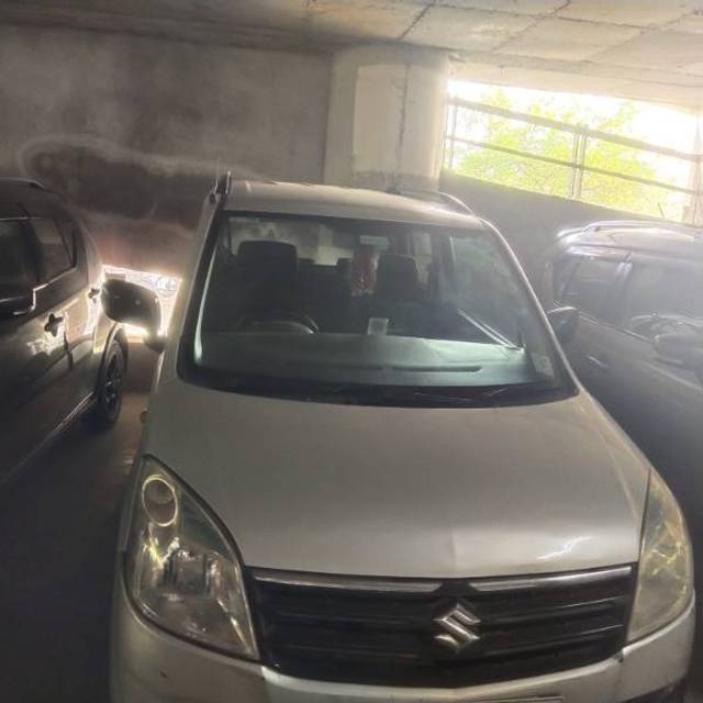 https://images10.gaadi.com/usedgaadi-sellcar/UsedCar/ef09ea9e-c7ed-4c69-a371-9942c9c8335a/e38ce2b8-c1d9-4656-a5f9-f611b4eccae1.jpg?imwidth=6400