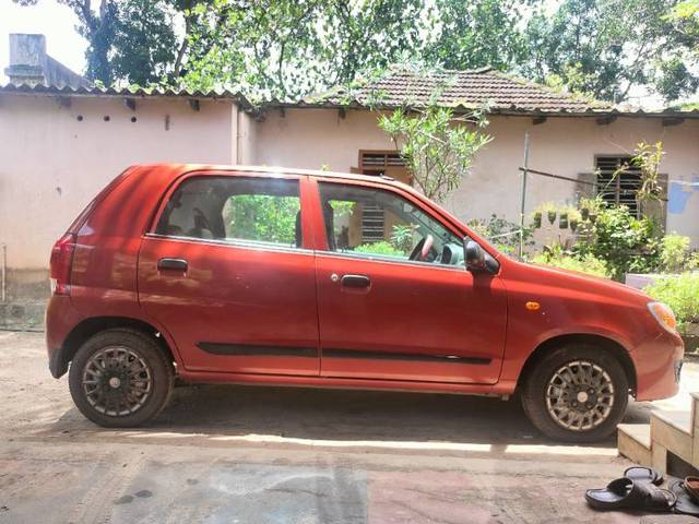 https://images10.gaadi.com/usedgaadi-sellcar/UsedCar/efdb4617-27ef-4eff-911d-4c69f2af163c/31439491-2c03-4a9d-8654-22365a711e05.jpg?imwidth=6401