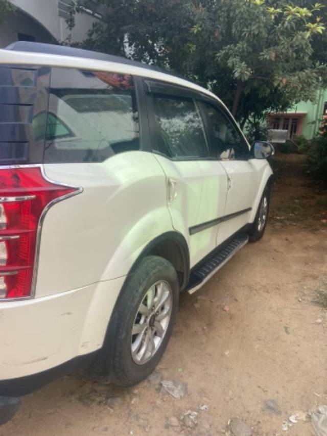 https://images10.gaadi.com/usedgaadi-sellcar/UsedCar/efe3fcb3-83a9-4fa1-a4f1-144e0fc87cff/820c5be0-0b4c-4d71-b36b-0fc312c584a3.jpeg?imwidth=6401