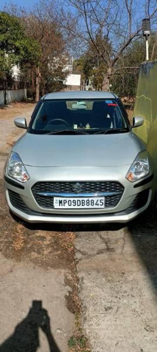 https://images10.gaadi.com/usedgaadi-sellcar/UsedCar/f01abf9d-fe27-42f2-b9b0-1bad629ced6d/b35ea253-fc04-469c-9918-08c9348d6b34.jpg?imwidth=6400