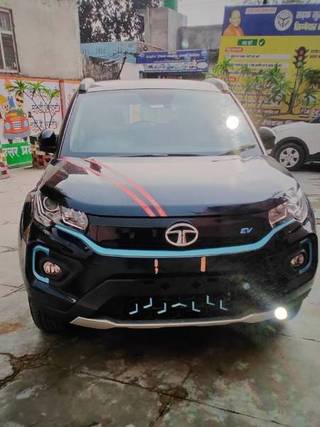 Tata Nexon EV Max 2022-2023 Tata Nexon EV XZ Plus