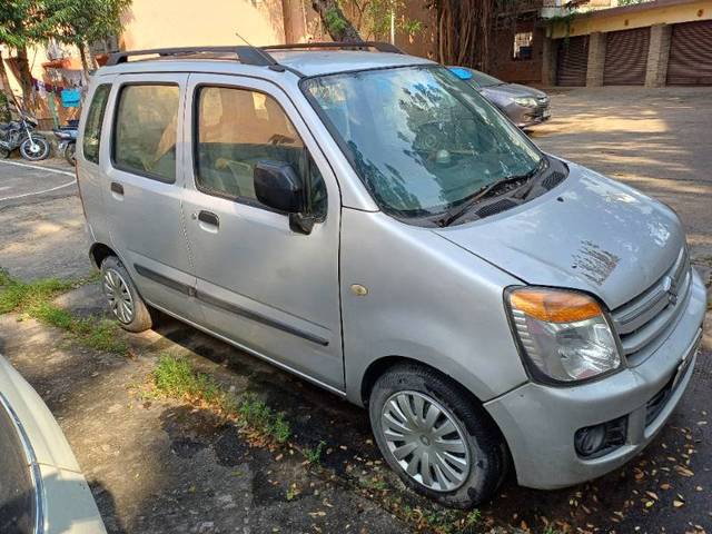 https://images10.gaadi.com/usedgaadi-sellcar/UsedCar/f1a7b785-a143-40f0-8664-c03d8a05a760/54f942de-beb3-4eab-bac0-7b290fee3c65.jpg?imwidth=6400