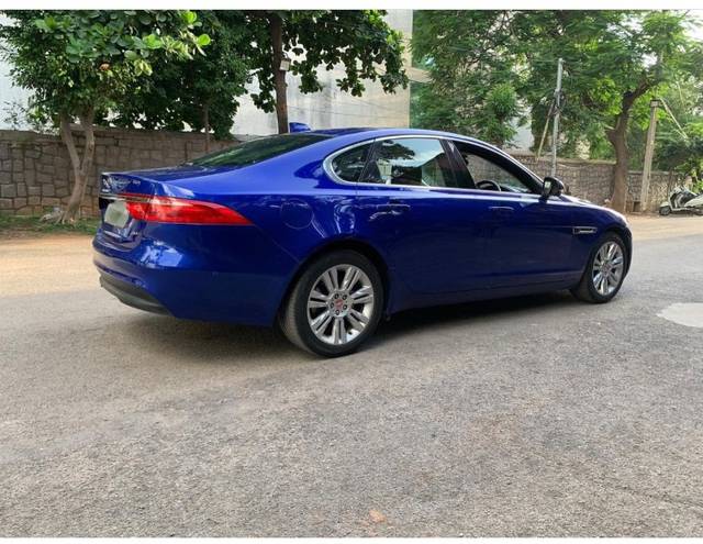 https://images10.gaadi.com/usedgaadi-sellcar/UsedCar/f1c0dccc-01e5-4f6b-8fb0-4d73133d1b68/5ace1e28-bdf5-4187-8116-4b8732739e81.jpeg?imwidth=6401