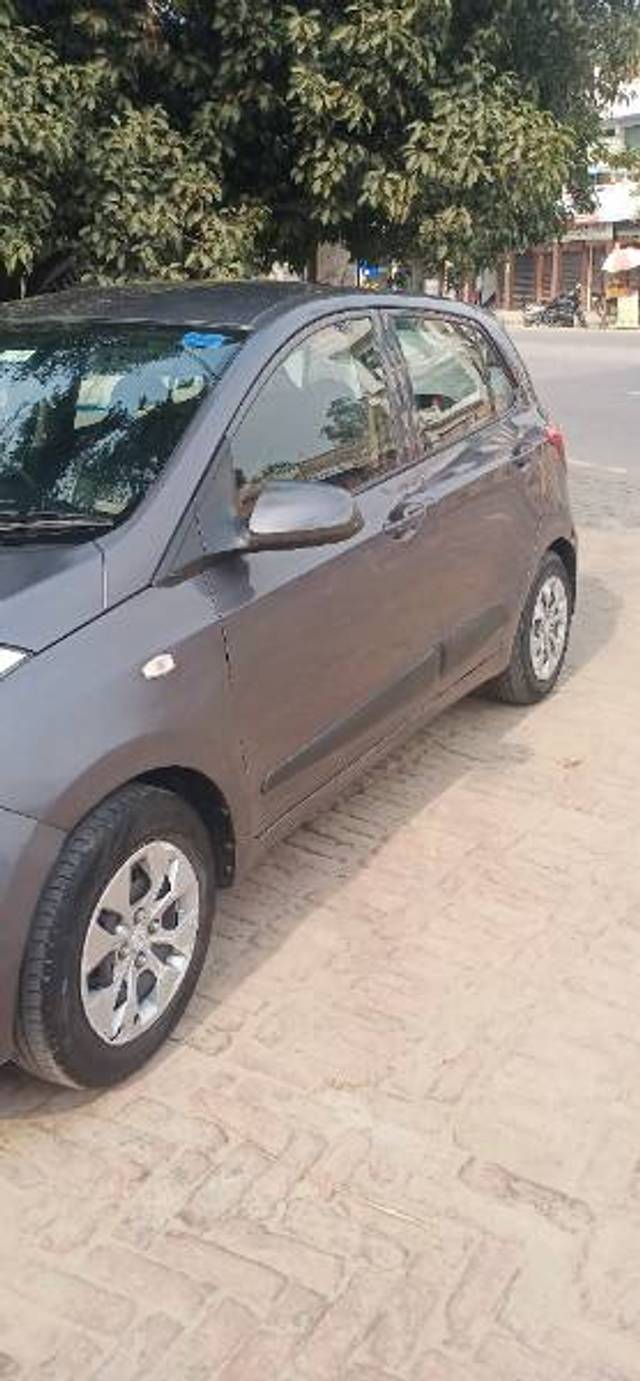 https://images10.gaadi.com/usedgaadi-sellcar/UsedCar/f1dac0cd-f900-47a0-8e24-db41058f98de/5f73e91e-f9c6-4f04-8bc6-71c7d7a2cf0e.jpg?imwidth=6400