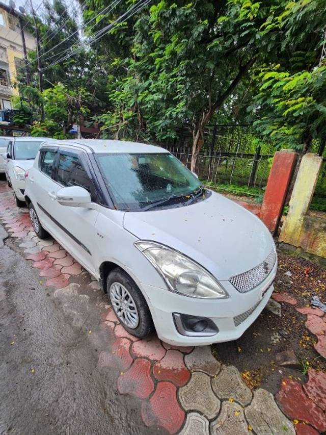 https://images10.gaadi.com/usedgaadi-sellcar/UsedCar/f1fec1ac-2822-4837-828a-be66d690c4ad/3e7c302b-3bc4-42d5-a51b-f4143fdfc902.jpeg?imwidth=6400