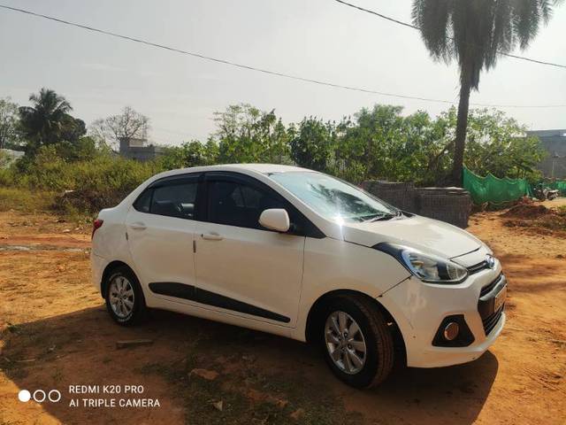 https://images10.gaadi.com/usedgaadi-sellcar/UsedCar/f2128dbd-6d36-4ecc-bc1c-862d5f53a1cc/f36ca307-a29b-45d6-b75c-f91e58b0eeb9.jpg?imwidth=6401