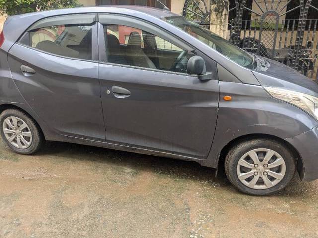 https://images10.gaadi.com/usedgaadi-sellcar/UsedCar/f2938817-3dfd-4d14-b2fb-11f42430a2b8/7787f461-56de-4017-bfac-6b58f9dd6fab.jpg?imwidth=6400