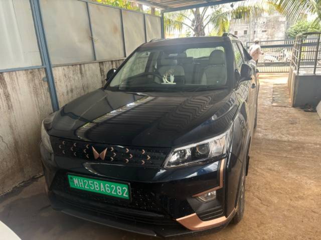 https://images10.gaadi.com/usedgaadi-sellcar/UsedCar/f2b490a8-bbdd-4984-80aa-2b706d040e8a/89351db4-3656-47c3-9fe8-e10e9978e8c5.jpeg?imwidth=6402