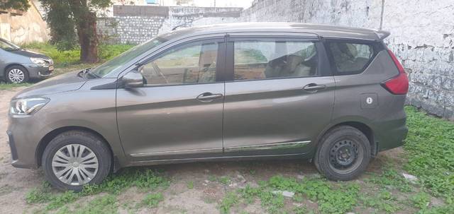 https://images10.gaadi.com/usedgaadi-sellcar/UsedCar/f3067f2e-532f-45cc-a121-2d07365df18d/2d4a0293-a947-44e4-8a34-866295682fa6.jpg?imwidth=6401