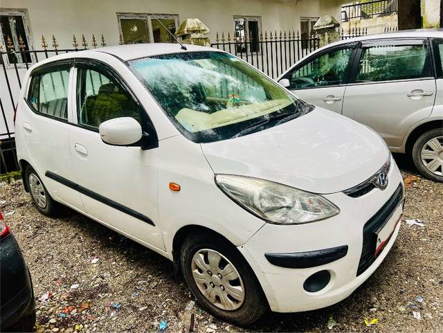 https://images10.gaadi.com/usedgaadi-sellcar/UsedCar/f33fc927-b224-4c22-86e7-4a7be811be3d/be4e69ac-a161-46a7-b5e6-c0a9b6bbb98b.jpeg?imwidth=6401