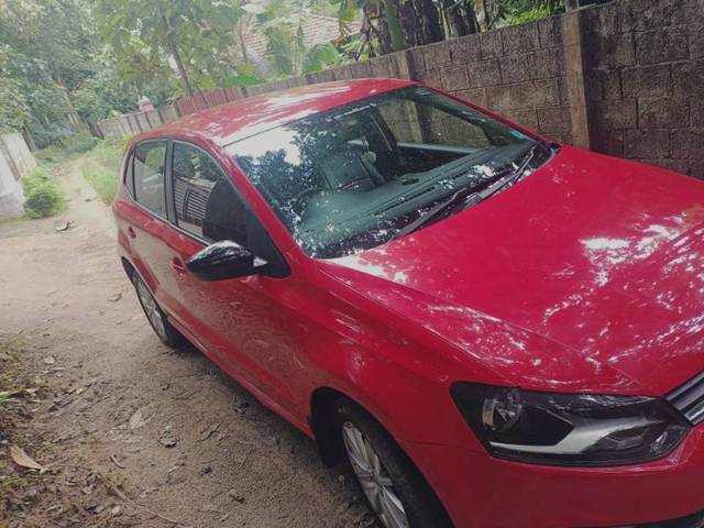 https://images10.gaadi.com/usedgaadi-sellcar/UsedCar/f38be4b9-0e45-434f-b79e-992e53adf526/4288c6e7-9cb5-4fc3-a68d-49c9415774a6.jpg?imwidth=6400