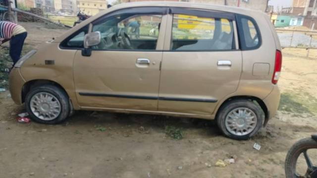 https://images10.gaadi.com/usedgaadi-sellcar/UsedCar/f3afa9e9-5bcb-4ebd-a497-96d3f1e1c7b5/38d8e575-7094-4182-aa63-2445a9c529f1.jpg?imwidth=6402