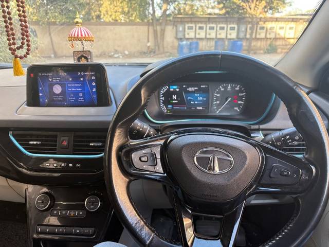 https://images10.gaadi.com/usedgaadi-sellcar/UsedCar/f3b75c50-8059-4a35-8bcd-8b2cd0ffe475/8201dcd5-00b2-4487-b745-527a8c1e465f.jpeg?imwidth=6400