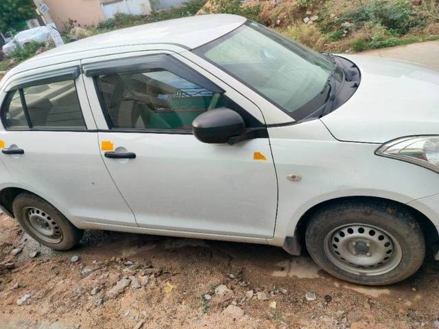 https://images10.gaadi.com/usedgaadi-sellcar/UsedCar/f4592b9b-9bba-49e8-8691-de8a0c6bef6d/6d2b39c0-7c1c-488e-adff-b4a54c997c5a.jpg?imwidth=6402