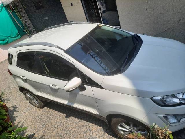 https://images10.gaadi.com/usedgaadi-sellcar/UsedCar/f462f88d-9c00-4280-b051-ac70d46eba7b/a1303562-bcf9-471f-b300-c104f97e496e.jpg?imwidth=6401