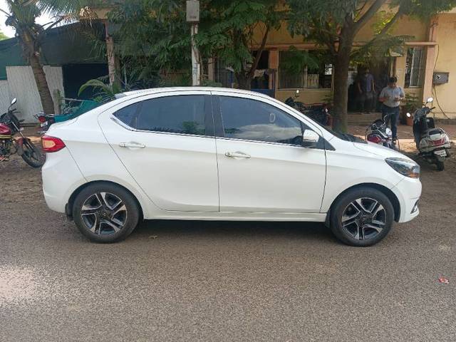 https://images10.gaadi.com/usedgaadi-sellcar/UsedCar/f4a94ae3-42d5-4eab-b4c9-92835d2e2f34/ec16a21d-4329-46bd-a2f3-abe155b7315c.jpg?imwidth=6401