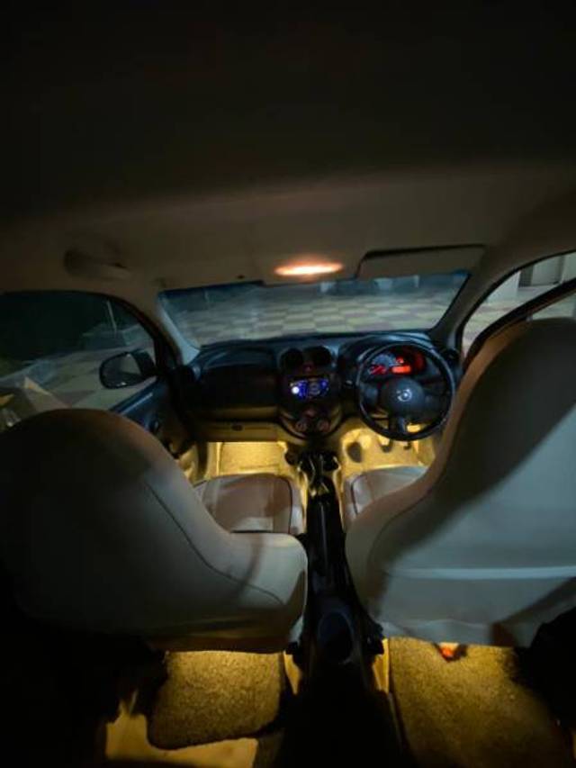 https://images10.gaadi.com/usedgaadi-sellcar/UsedCar/f4f3e7a1-4ea6-4ca8-9abd-d1be2940f606/ab09bce7-173e-4700-94d4-15dee3a76cf2.jpg?imwidth=6402