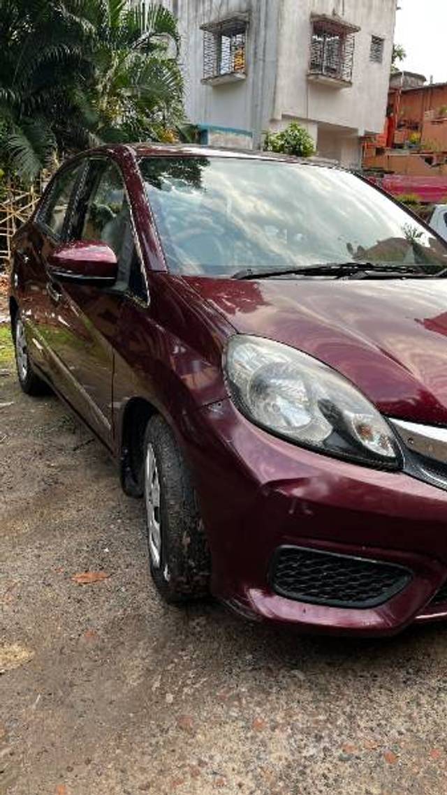 https://images10.gaadi.com/usedgaadi-sellcar/UsedCar/f5005c1aa/6a18ac9f-2507-453b-884b-3ec62f484719.jpg?imwidth=6400
