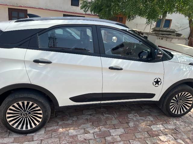 https://images10.gaadi.com/usedgaadi-sellcar/UsedCar/f5010caca/2e75caea-bff3-4bf8-a80e-fe227fe82be1.jpeg?imwidth=6402