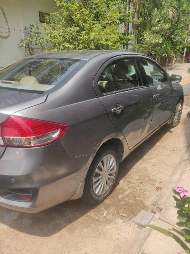 https://images10.gaadi.com/usedgaadi-sellcar/UsedCar/f5014855a/26109faa-5974-484e-9d4a-5a5ee60715e6.jpg?imwidth=6402