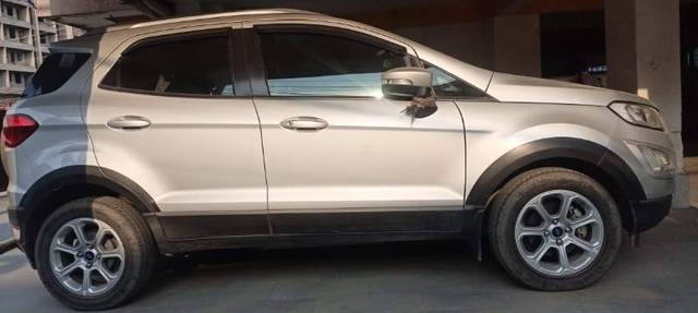 https://images10.gaadi.com/usedgaadi-sellcar/UsedCar/f503124aa/3e5d8bcd-2fc6-4558-99e8-001ffccb8bcf.jpeg?imwidth=6401