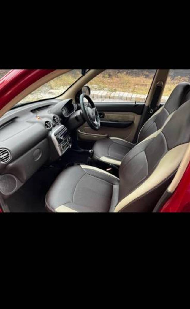 https://images10.gaadi.com/usedgaadi-sellcar/UsedCar/f503a298a/e4d6378b-db4e-4c94-a4b9-e5b88937e8ba.jpg?imwidth=6402