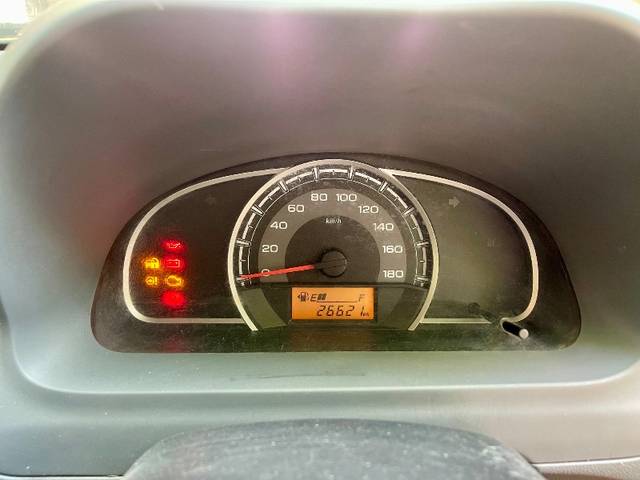 https://images10.gaadi.com/usedgaadi-sellcar/UsedCar/f50416c8a/ec358e82-d856-4497-9945-9a7fbc007e94.jpeg?imwidth=6402