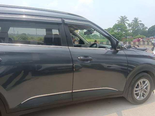 https://images10.gaadi.com/usedgaadi-sellcar/UsedCar/f5041b51a/e852f791-15b1-4ae5-9863-3efea208d71b.jpeg?imwidth=6401