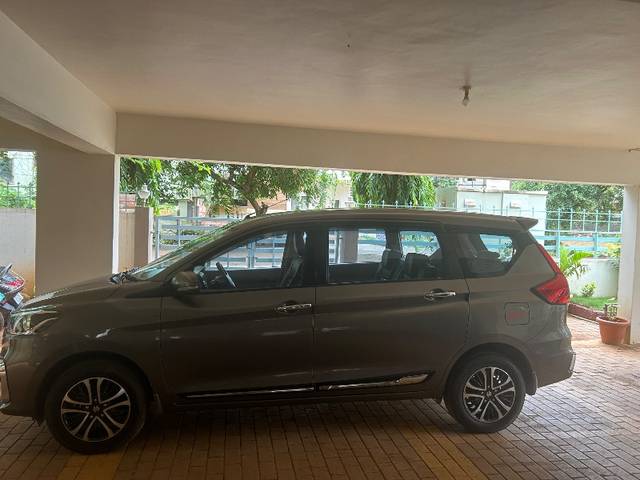 https://images10.gaadi.com/usedgaadi-sellcar/UsedCar/f504b497a/ccc47931-a7d2-43e6-9852-ad0051b0ae5e.jpeg?imwidth=6400