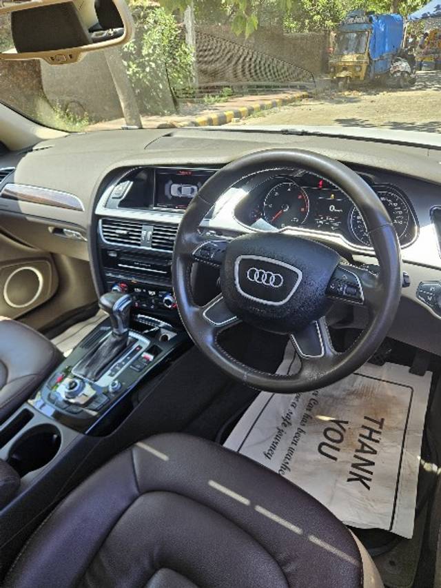 https://images10.gaadi.com/usedgaadi-sellcar/UsedCar/f505c4eda/b75a4456-3be7-4071-9f73-09b78fbe9ce1.jpeg?imwidth=6401