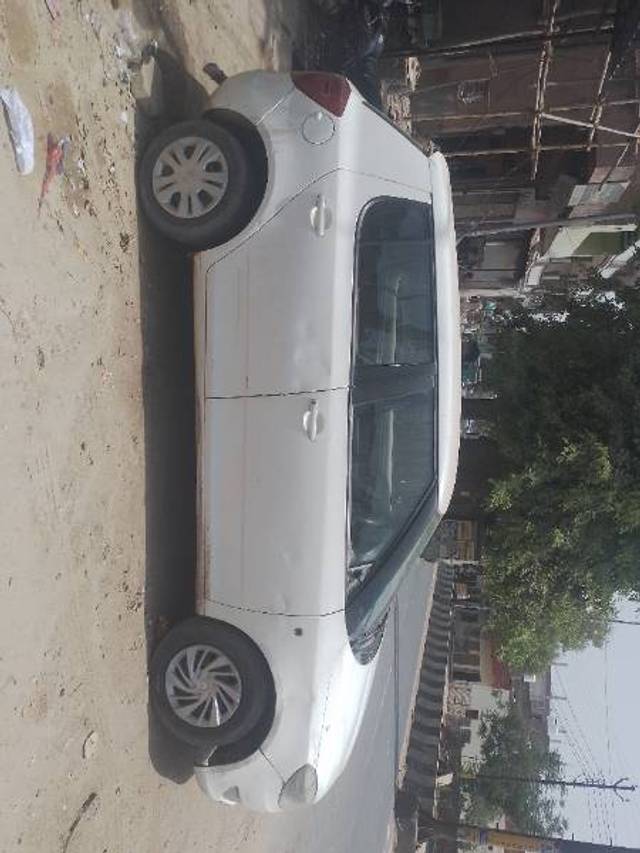 https://images10.gaadi.com/usedgaadi-sellcar/UsedCar/f50612eea/ec17ccc8-5e01-4a8a-80e0-33887deaf979.jpg?imwidth=6402