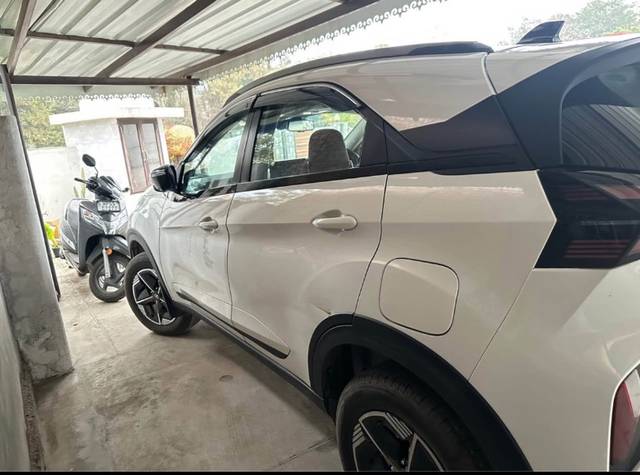https://images10.gaadi.com/usedgaadi-sellcar/UsedCar/f5065f63a/997c7819-3e56-4c97-b2cd-7c10f81daa0a.jpeg?imwidth=6400