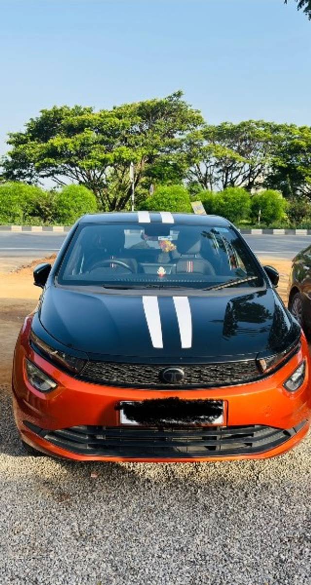 https://images10.gaadi.com/usedgaadi-sellcar/UsedCar/f50725d7a/695b60bc-0b07-4210-ae04-551c14b65dd8.jpeg?imwidth=6400