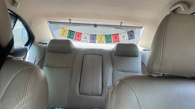 https://images10.gaadi.com/usedgaadi-sellcar/UsedCar/f507766fa/5cc55234-5764-4fb0-a268-38200fa6e213.jpg?imwidth=6401