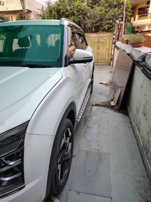 https://images10.gaadi.com/usedgaadi-sellcar/UsedCar/f5080925a/5b8443a9-14c1-49d6-b923-0f668882db6f.jpeg?imwidth=6400