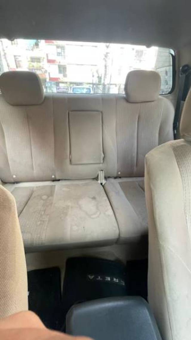 https://images10.gaadi.com/usedgaadi-sellcar/UsedCar/f50813d4a/a757de5f-657f-49e0-9598-5a395b6f3d83.jpg?imwidth=6402