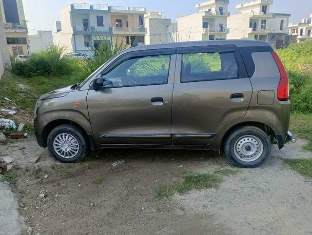 https://images10.gaadi.com/usedgaadi-sellcar/UsedCar/f5082a47a/5dbf4f0c-ca18-4ab5-bc27-fe2c63b99b1c.jpg?imwidth=6402