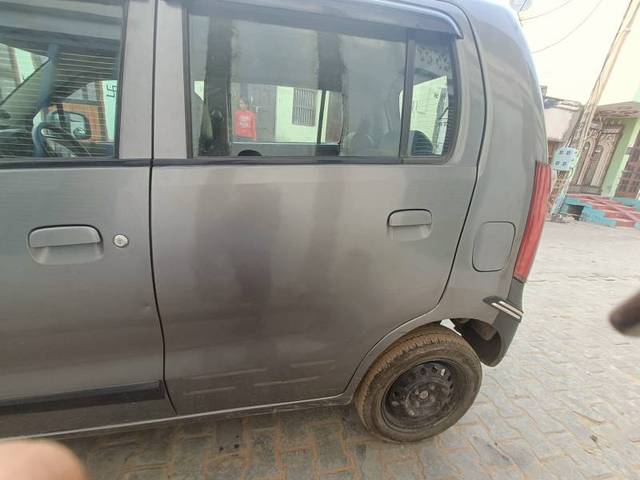 https://images10.gaadi.com/usedgaadi-sellcar/UsedCar/f5087ec7a/264e715e-fd35-44f8-8153-376095ec7fd5.jpg?imwidth=6402