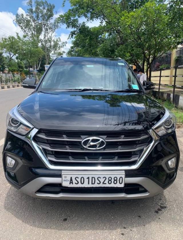 https://images10.gaadi.com/usedgaadi-sellcar/UsedCar/f508c50da/8a8e1e53-b924-4b0d-9ef5-39c2b26c0d06.jpeg?imwidth=6400