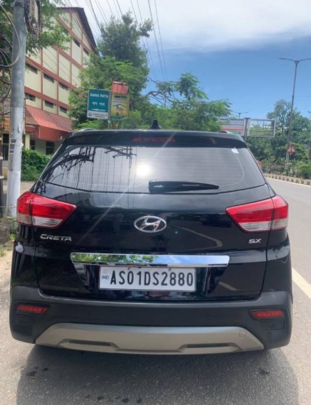 https://images10.gaadi.com/usedgaadi-sellcar/UsedCar/f508c50da/bb760e20-0a38-484e-ad60-32b4c7629f37.jpeg?imwidth=6401