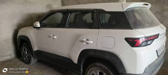 https://images10.gaadi.com/usedgaadi-sellcar/UsedCar/f508ce9ba/4a6c40c9-79f2-45ef-b99d-35feadbb3447.jpg?imwidth=6400