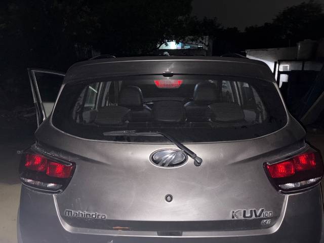 https://images10.gaadi.com/usedgaadi-sellcar/UsedCar/f508f578a/95c5603d-3be6-45bd-a32e-a43da2921b7b.jpeg?imwidth=6402