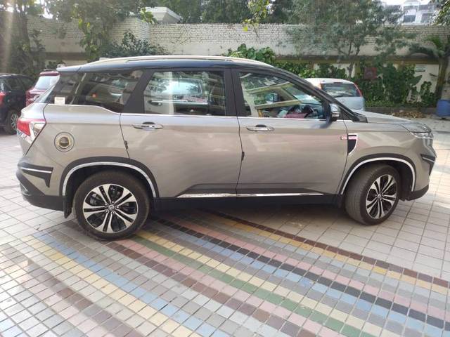 https://images10.gaadi.com/usedgaadi-sellcar/UsedCar/f5097d87a/a047a0a2-6d7e-4517-b2e2-600b913e3e13.JPG?imwidth=6401