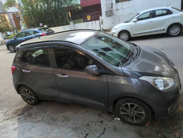 https://images10.gaadi.com/usedgaadi-sellcar/UsedCar/f509add1a/6533e497-2ceb-4b44-b7dc-94325e027aa2.jpg?imwidth=6401