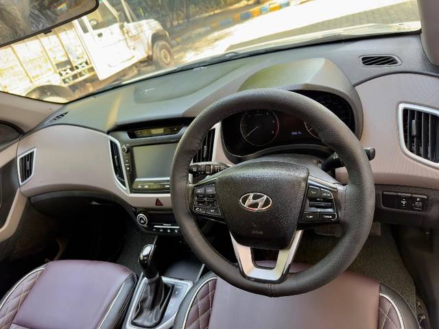 https://images10.gaadi.com/usedgaadi-sellcar/UsedCar/f50aa4cca/61f9a51d-4f46-4b4f-a3ff-9d8f6442cdeb.jpeg?imwidth=6401