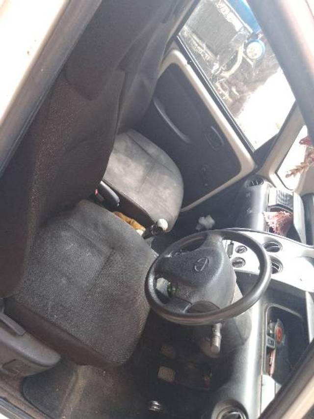 https://images10.gaadi.com/usedgaadi-sellcar/UsedCar/f50af03ca/f12c1896-6ad8-4058-a29a-64b1785a4ed1.jpg?imwidth=6401