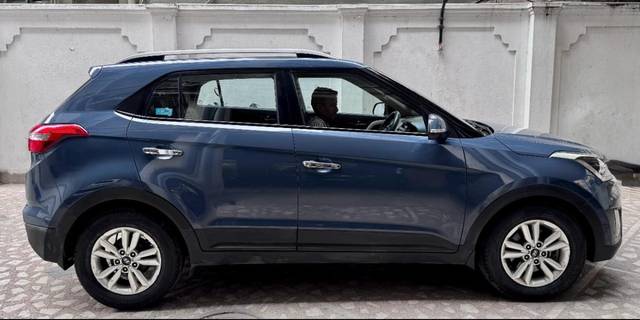 https://images10.gaadi.com/usedgaadi-sellcar/UsedCar/f50b25a1a/8c6dd556-f6e2-4b1f-a64f-2185a3fa7bed.jpeg?imwidth=6401