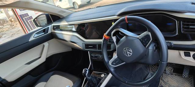 https://images10.gaadi.com/usedgaadi-sellcar/UsedCar/f50b3c23a/d5377630-465a-4423-8489-c7ed53b5e5bf.jpg?imwidth=6402