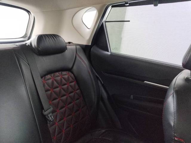 https://images10.gaadi.com/usedgaadi-sellcar/UsedCar/f50b50f6a/8667a843-56c1-4112-bc17-a4e0646efcda.jpg?imwidth=6402