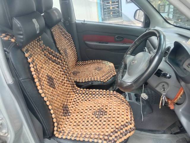 https://images10.gaadi.com/usedgaadi-sellcar/UsedCar/f50bb2bda/6a0aa3f1-3b03-448d-82bd-a25130c033d6.jpg?imwidth=6401